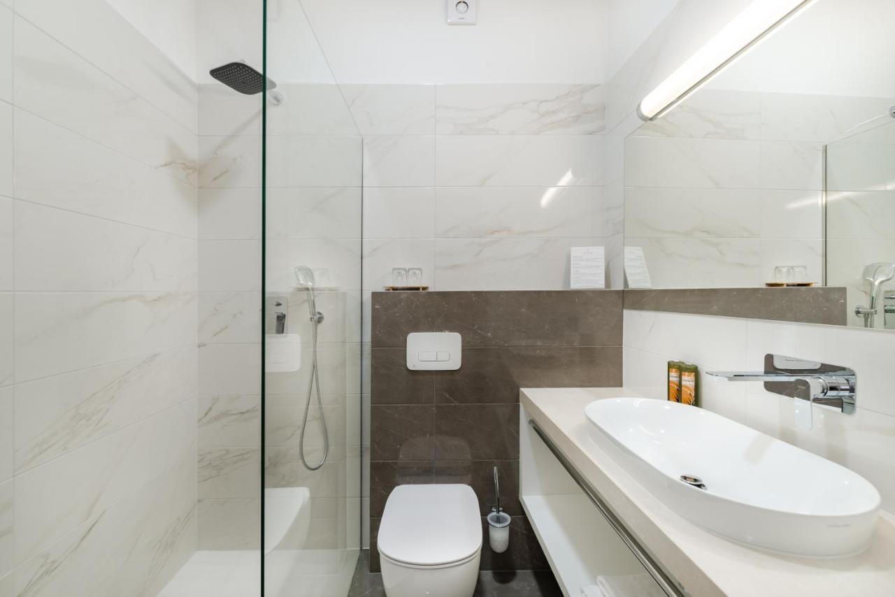 Hotel Dvorec โทลมิน ภายนอก รูปภาพ