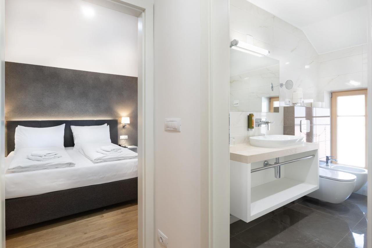 Hotel Dvorec โทลมิน ภายนอก รูปภาพ